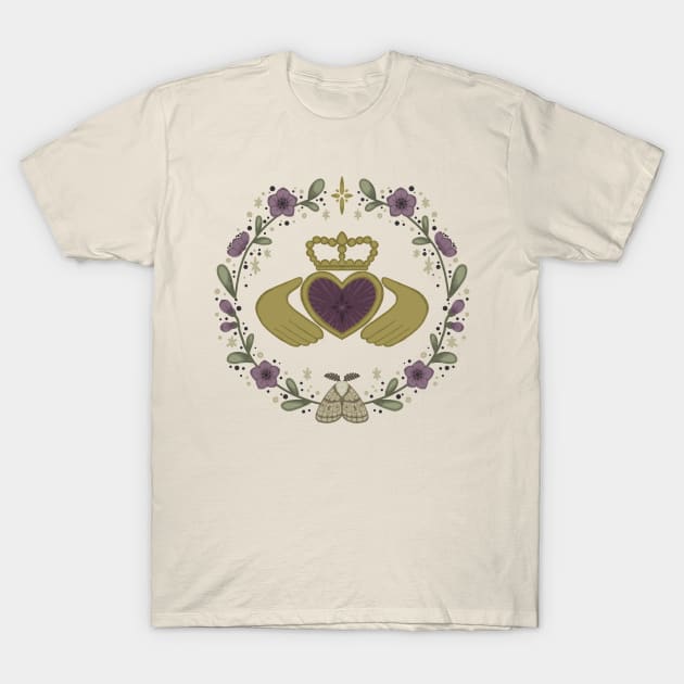 Claddagh T-Shirt by La Polilla Maravilla